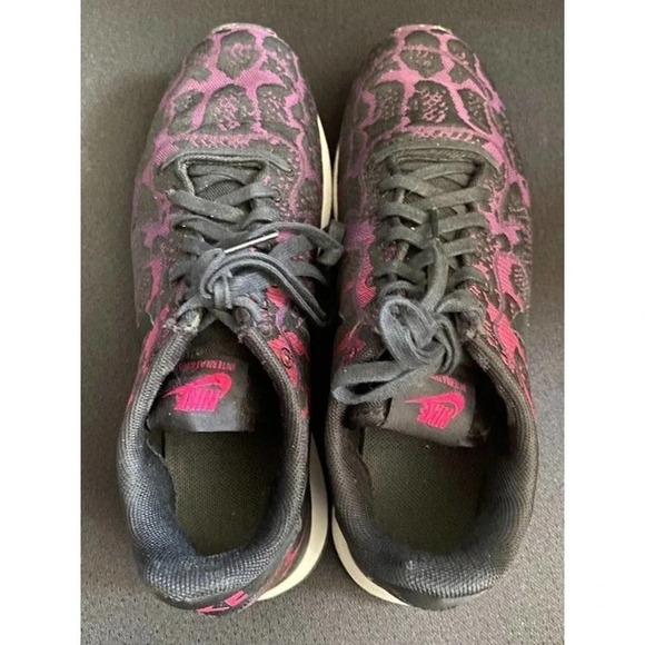 Nike  Womens Internationalist Athletic Black US 6 Lace-Up Sneakers Colorful - Picture 10 of 12